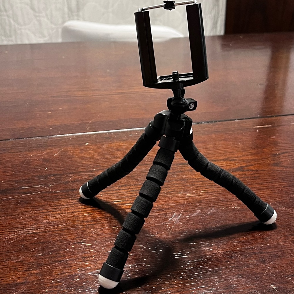 Phone stand